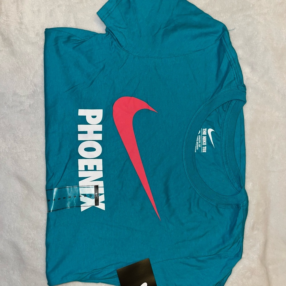 Nike T-shirt